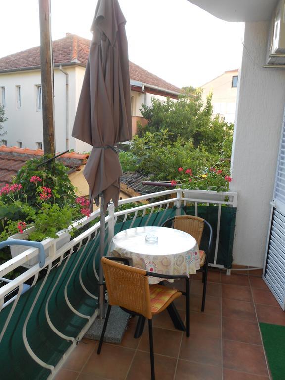 Apartment Gotovina Biograd Na Moru Exterior photo
