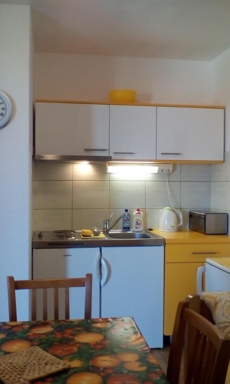 Apartment Gotovina Biograd Na Moru Exterior photo